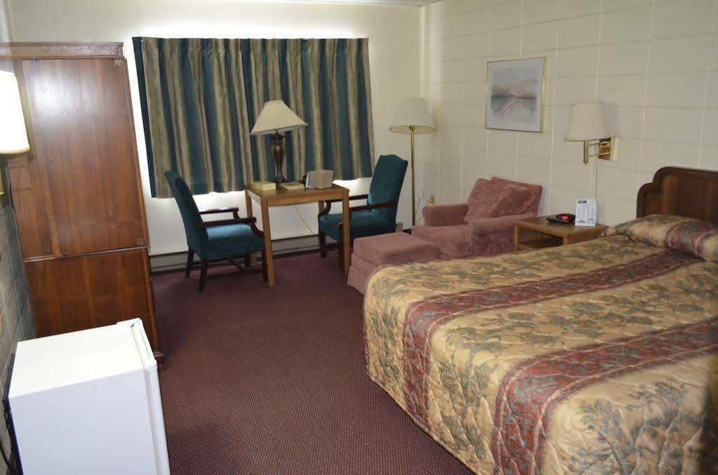 Grand Inn פארגו מראה חיצוני תמונה